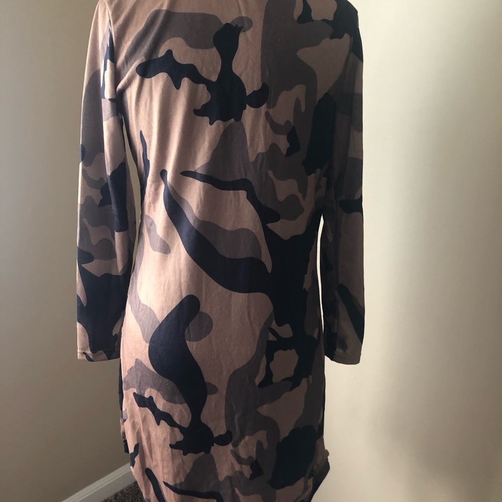 🐾Host Pick 10/23🐾Camouflage Cardigan - Picture 3 of 3